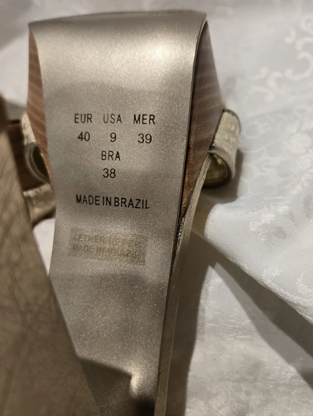 Brazilian LEATHER Tan & Metallic Gold Platform Sandal with Ankle Strap 9M